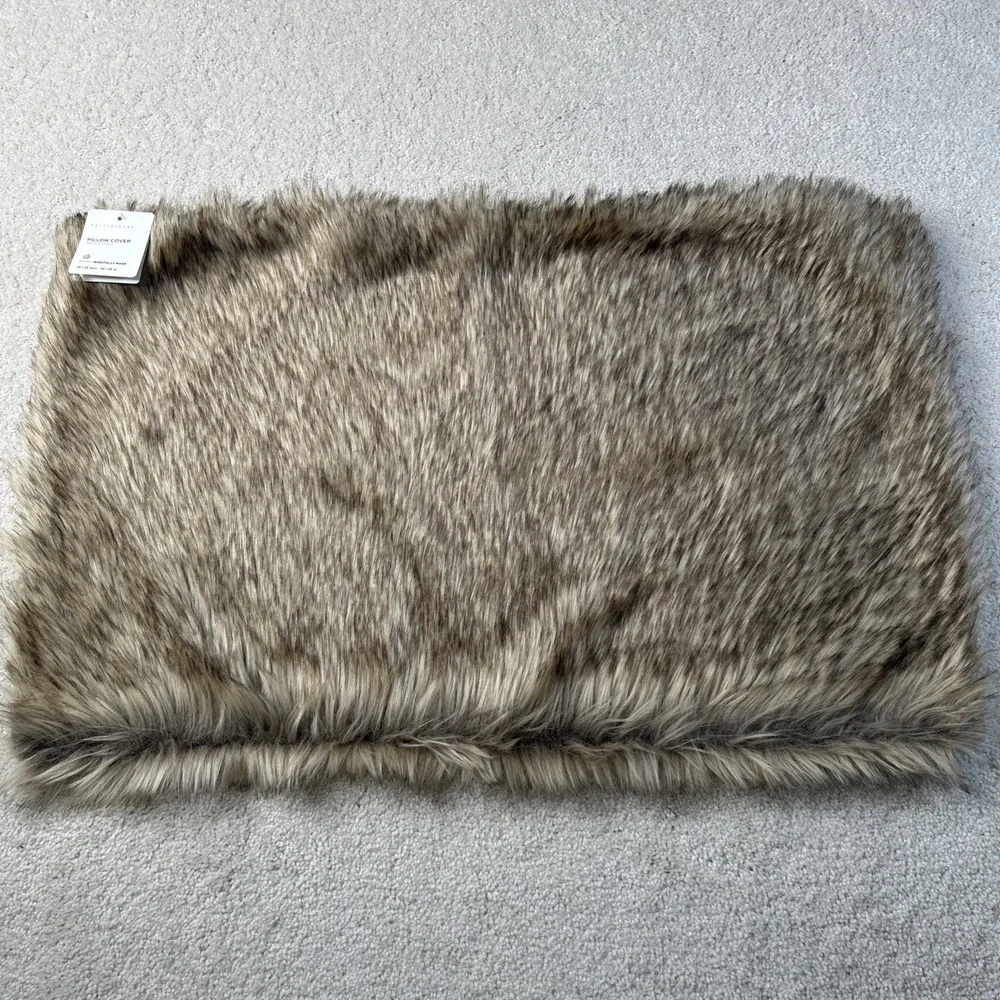 Pottery Barn Pillow Cover Nottingham Plaid Faux Fur Lumbar 16
